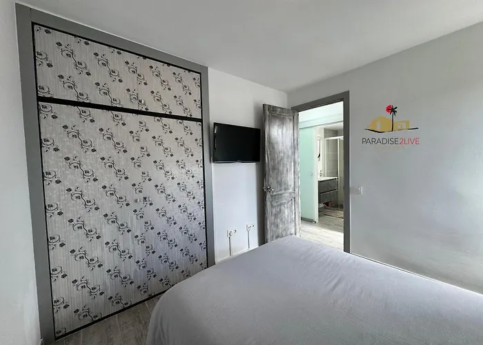 Hibiscus كوراليهو